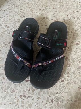 Skechers Woman Black Slide Sandals with Multicolor Trim